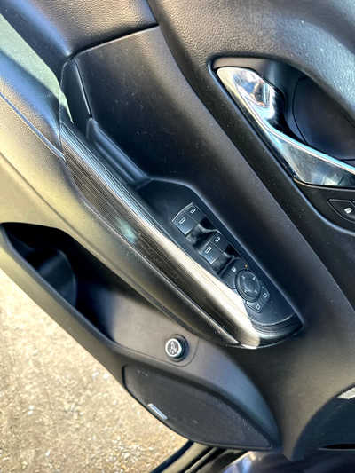 2017 GMC Acadia, $10900. Photo 6