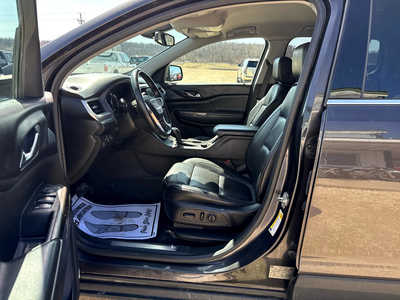 2017 GMC Acadia, $10900. Photo 7