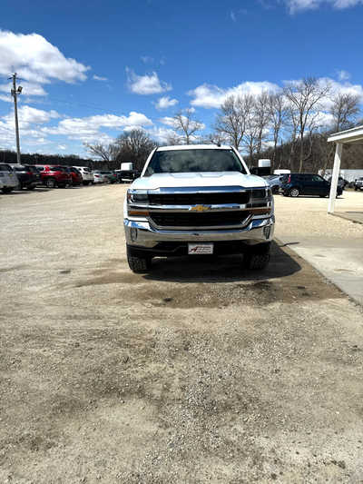 2016 Chevrolet 1500 Crew Cab, $14900. Photo 12