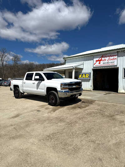 2016 Chevrolet 1500 Crew Cab, $14900. Photo 2