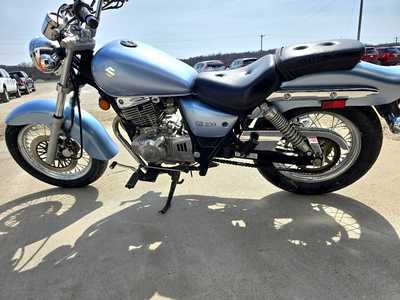 2006 Suzuki GZ250, $1175. Photo 3