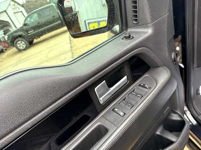 2012 Ford F150 Crew Cab, $8500. Photo 5