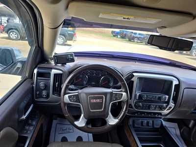 2017 GMC 1500 Crew Cab, $15900. Photo 2