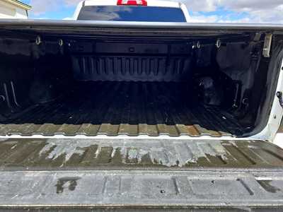 2017 GMC 1500 Crew Cab, $15900. Photo 7