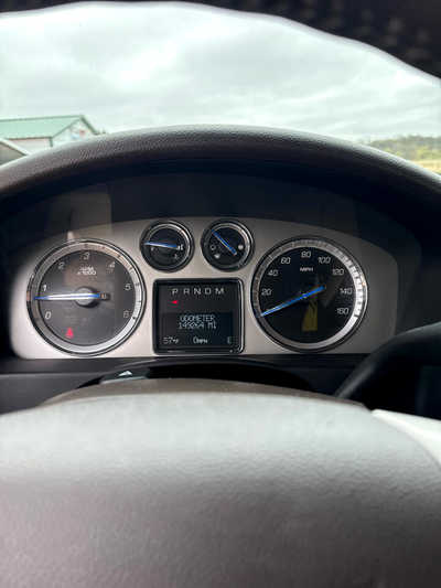 2011 Cadillac Escalade, $10900. Photo 3