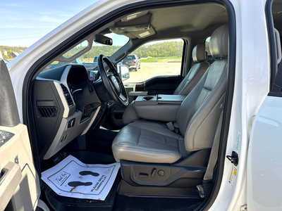 2020 Ford F150 Crew Cab, $19900. Photo 6