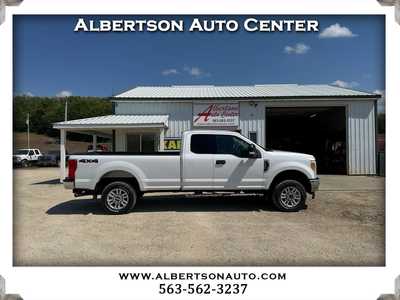 2017 Ford F250 Ext Cab, $15900. Photo 1