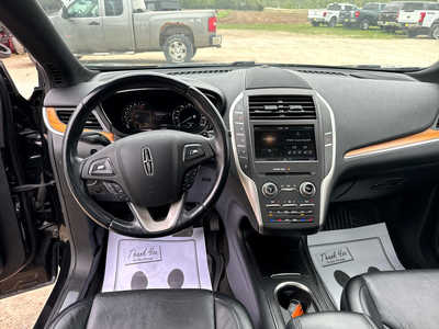 2015 Lincoln MKC, $11900. Photo 4