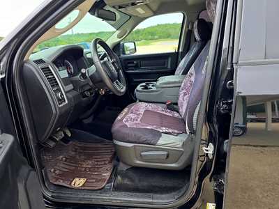 2014 RAM 1500 Crew Cab, $14500. Photo 9