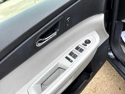 2010 GMC Acadia, $5900. Photo 5