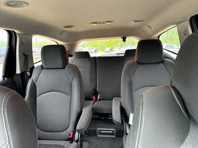 2016 Chevrolet Traverse, $8900. Photo 7