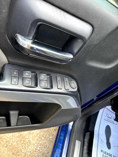 2014 Chevrolet 1500 Crew Cab, $18900. Photo 5