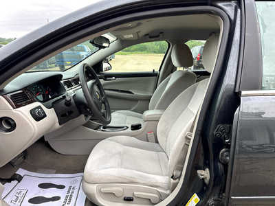 2015 Chevrolet Impala, $7900. Photo 6