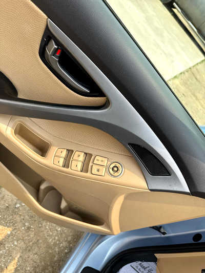 2013 Hyundai Elantra, $4900. Photo 5