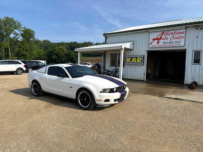 2011 Ford Mustang, $8900. Photo 2
