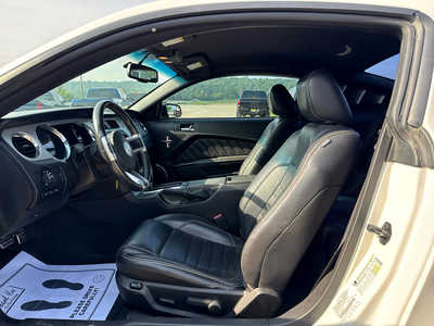 2011 Ford Mustang, $8900. Photo 6