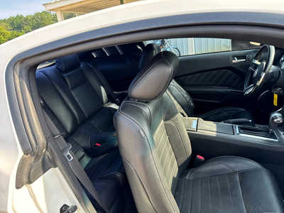 2011 Ford Mustang, $8900. Photo 8