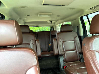 2015 Chevrolet Suburban, $13900. Photo 9