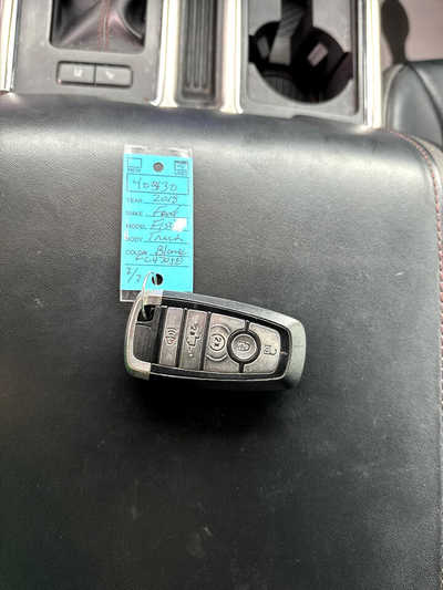 2018 Ford F-150, $31900. Photo 8
