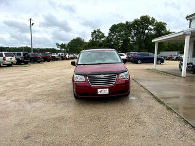 2010 Chrysler Town & Country, $6900. Photo 12
