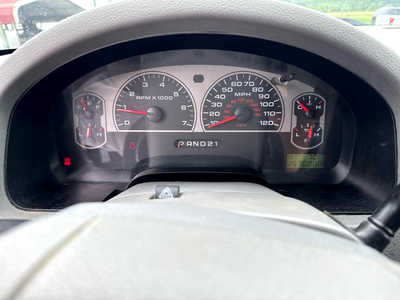 2008 Ford F-150, $2900. Photo 3