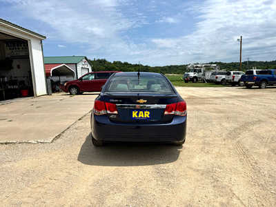 2011 Chevrolet Cruze, $2900. Photo 10