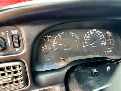 2001 Dodge Ram 1500, $5900. Photo 3
