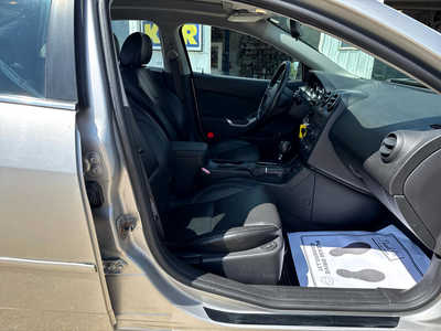 2005 Pontiac G6, $3900. Photo 7