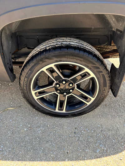 2013 Chevrolet 1500 Crew Cab, $. Photo 10