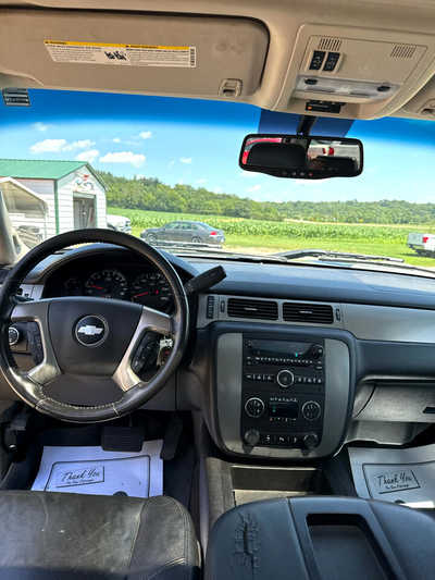 2013 Chevrolet 1500 Crew Cab, $. Photo 4