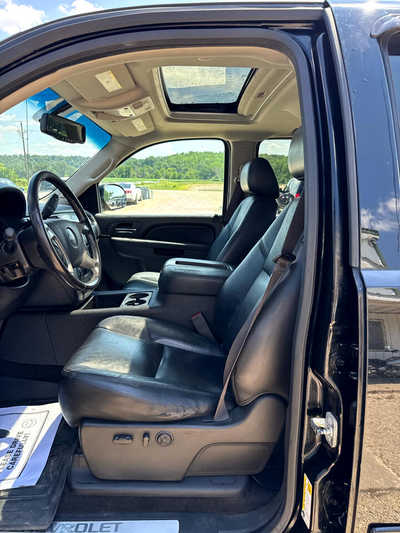 2013 Chevrolet 1500 Crew Cab, $. Photo 6