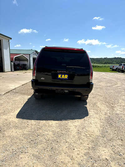 2008 GMC Yukon, $4900. Photo 11