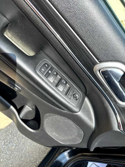 2020 Jeep Grand Cherokee, $13900. Photo 3
