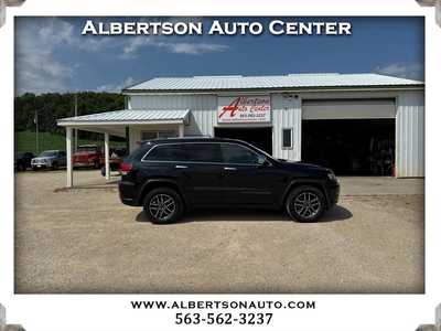 2020 Jeep Grand Cherokee, $13900. Photo 1