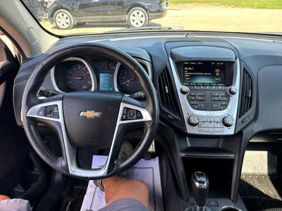 2017 Chevrolet Equinox, $6500. Photo 4
