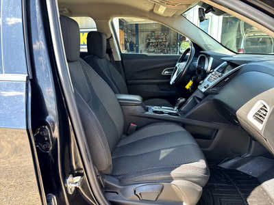 2017 Chevrolet Equinox, $6500. Photo 7
