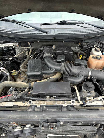 2010 Ford F150 Crew Cab, $7900. Photo 11
