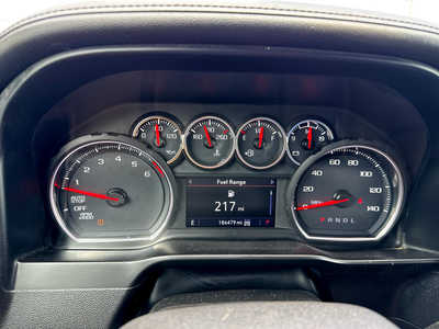 2020 Chevrolet 1500 Crew Cab, $24900. Photo 3
