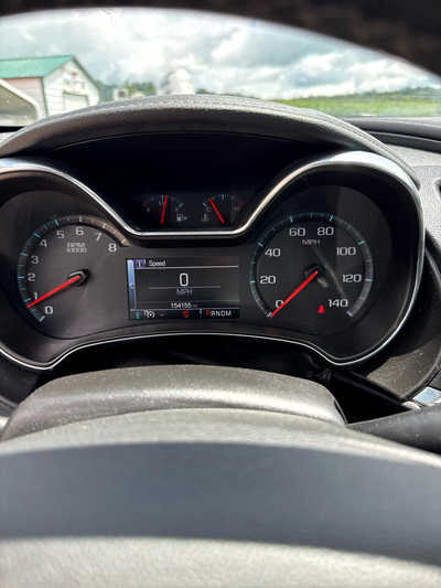 2015 Chevrolet Impala, $7900. Photo 3