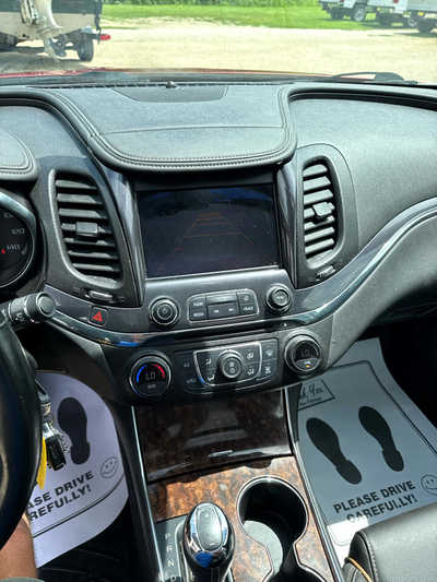 2015 Chevrolet Impala, $7900. Photo 5