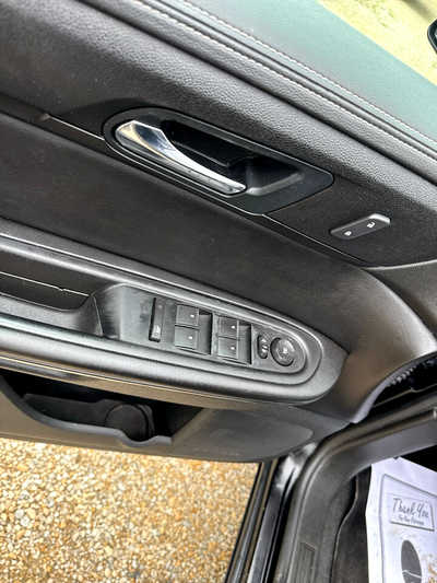 2016 Chevrolet Traverse, $7900. Photo 7