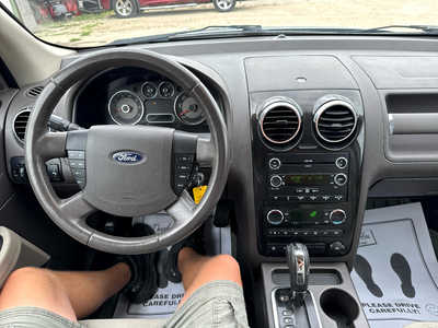 2008 Ford Taurus X, $2500. Photo 4