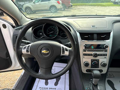 2012 Chevrolet Malibu, $5900. Photo 4