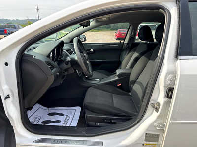 2012 Chevrolet Malibu, $5900. Photo 7