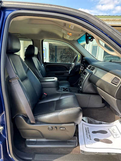 2013 Chevrolet 1500 Crew Cab, $12900. Photo 10