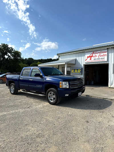 2013 Chevrolet 1500 Crew Cab, $12900. Photo 2