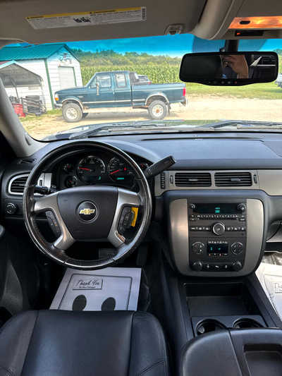 2013 Chevrolet 1500 Crew Cab, $12900. Photo 3