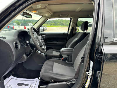 2017 Jeep Patriot, $7900. Photo 6