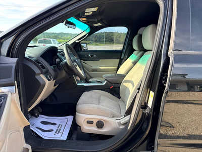 2012 Ford Explorer, $5900. Photo 6