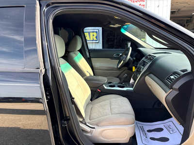 2012 Ford Explorer, $5900. Photo 7